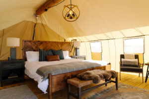 Voyager Waterfront King Tent
